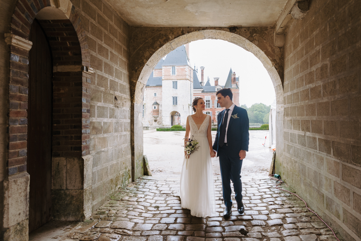 Wedding moment in the Loire Valley